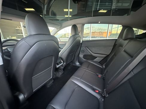 Used 2024 Tesla Model Y Long Range image 36