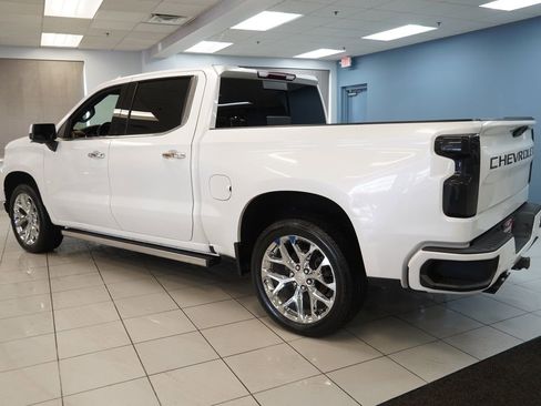 Used 2022 Chevrolet Silverado 1500 High Country image 8