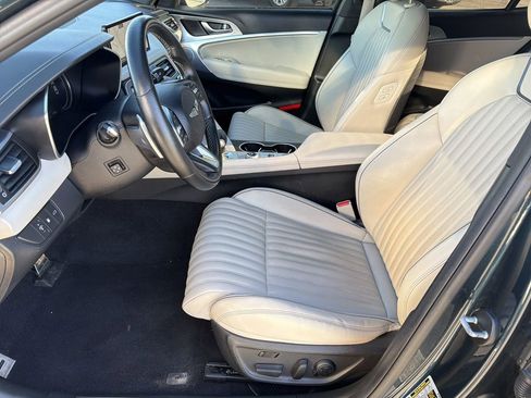 Used 2022 Genesis G70 3.3T w/ Sport Advanced Package image 18