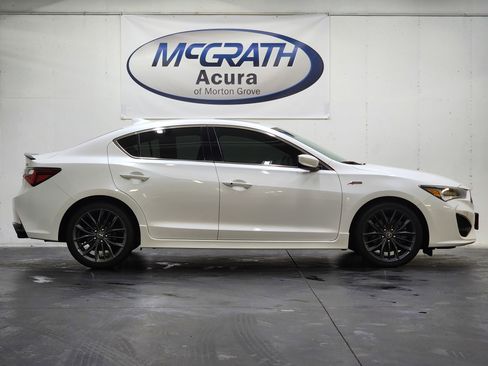 Used 2022 Acura ILX image 3