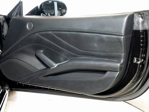 Certified 2017 Ferrari California T image 40