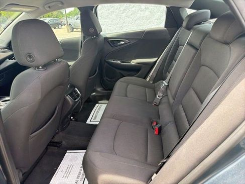Used 2020 Chevrolet Malibu LT FWD image 15