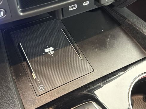 Used 2024 Honda Ridgeline Black Edition image 32