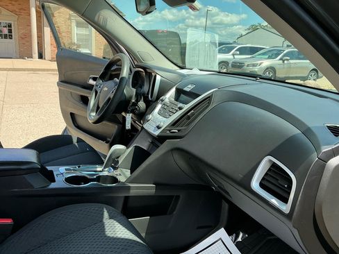 Used 2013 Chevrolet Equinox LS FWD image 22