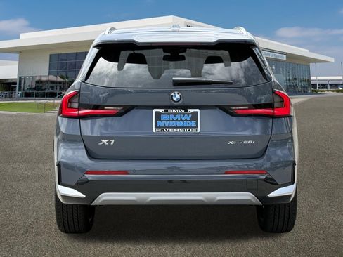 New 2026 BMW X1 xDrive28i w/ Technology Package AWD/4WD image 9