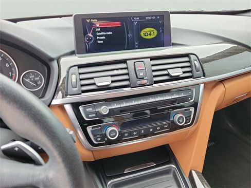 Used 2014 BMW 428i Convertible image 19