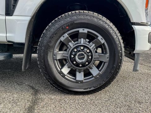 Used 2023 Ford F250 Lariat w/ Lariat Ultimate Package image 13