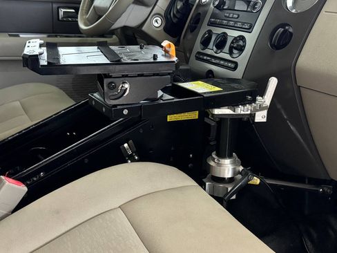 Used 2014 Ford Expedition XL RWD image 61