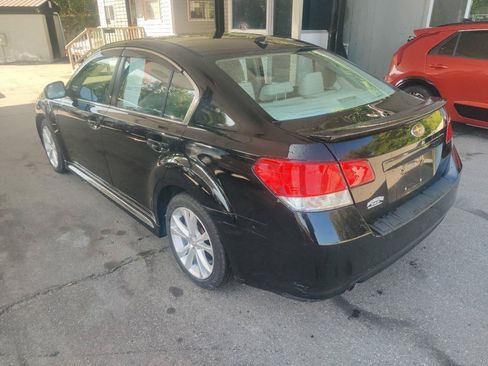 Used 2014 Subaru Legacy 2.5i Limited w/ Moonroof Package AWD/4WD image 4