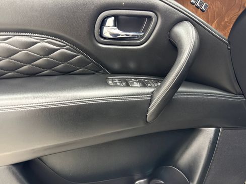 Used 2019 INFINITI QX80 Luxe w/ 22" Wheel Package RWD image 37
