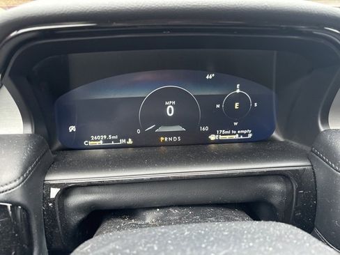 Used 2021 Lincoln Nautilus AWD image 18