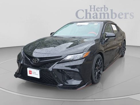Used 2022 Toyota Camry TRD w/ TRD Package w/JBL Audio FWD image 10