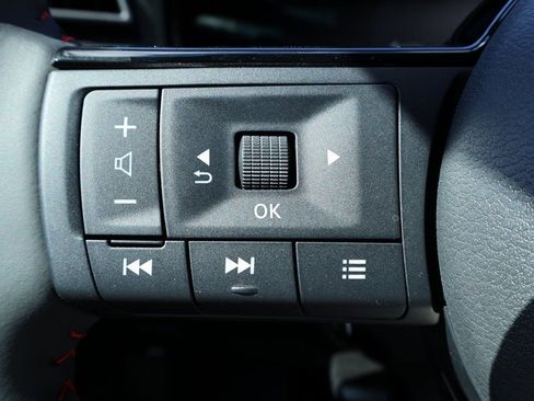 New 2026 Nissan Kicks SR image 10