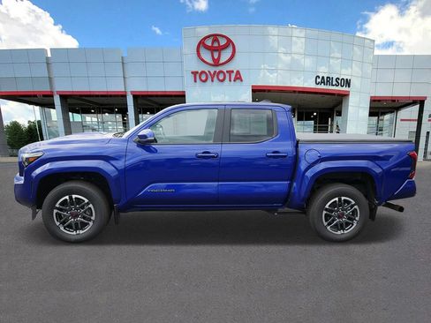 Certified 2024 Toyota Tacoma TRD Sport w/ TRD Sport Upgrade Package AWD/4WD image 7