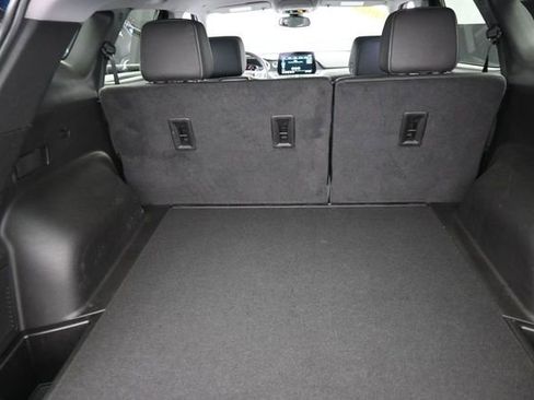 Used 2023 Chevrolet Blazer LT FWD image 25