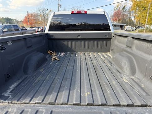 Used 2017 GMC Sierra 2500 SLE image 11