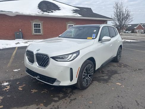 Used 2025 BMW X3 xDrive30i w/ Convenience Package image 8