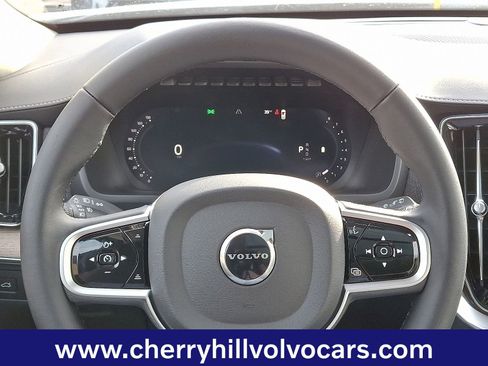 New 2026 Volvo XC90 B6 Plus w/ Protection Package Premier image 14