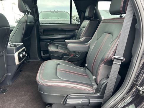 Certified 2022 Ford Expedition Limited AWD/4WD image 11