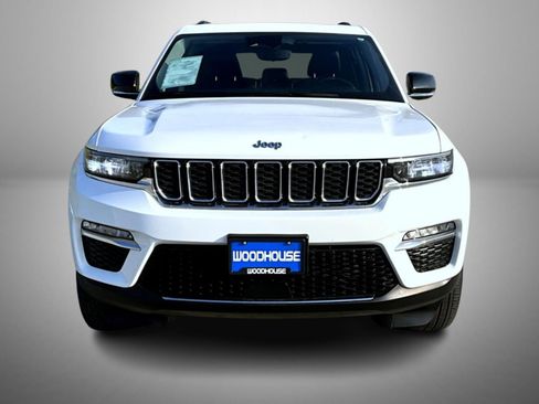 Used 2023 Jeep Grand Cherokee 4WD 4xe image 2