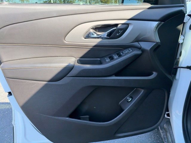Used 2018 Chevrolet Traverse LT FWD image 24