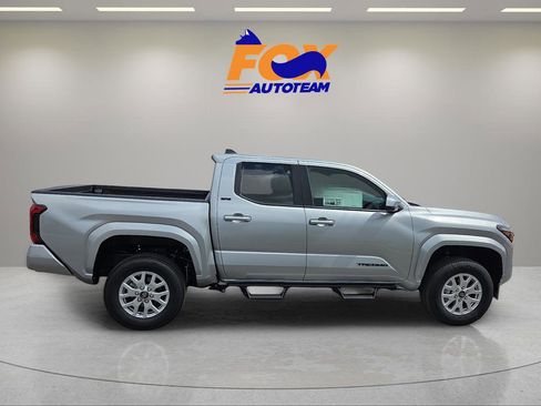New 2026 Toyota Tacoma SR5 AWD/4WD image 5