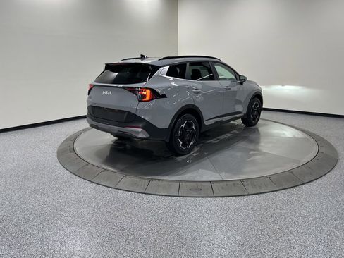 New 2026 Kia Sportage EX image 5