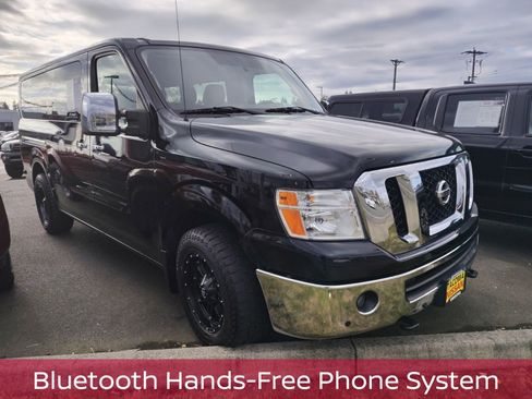 Used 2019 Nissan NV 3500 SL image 3