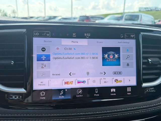 New 2027 Chrysler Pacifica Select FWD image 20