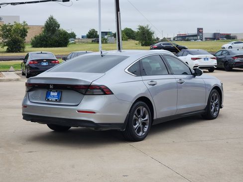 Used 2023 Honda Accord EX image 5