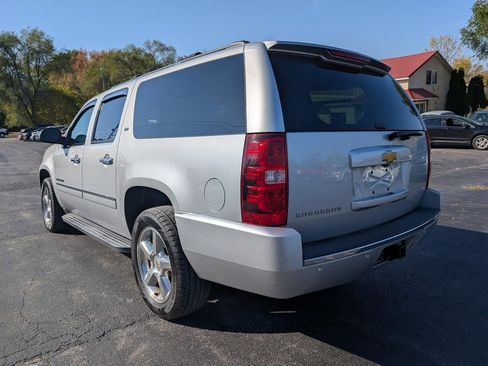 Used 2013 Chevrolet Suburban LTZ AWD/4WD image 17