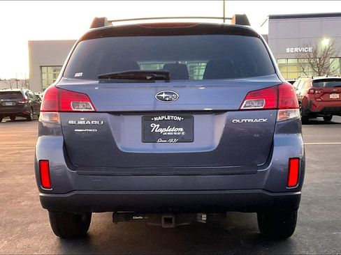 Used 2013 Subaru Outback 2.5i Premium image 3