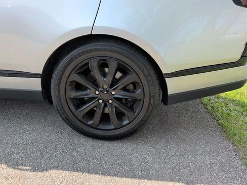 Used 2017 Land Rover Range Rover HSE AWD/4WD image 24