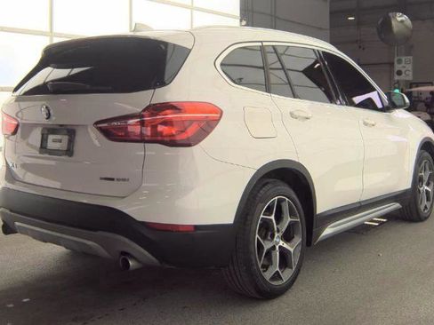 Used 2018 BMW X1 sDrive28i w/ Premium Package image 3