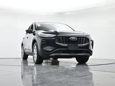 Used 2024 Ford Escape Active image 32