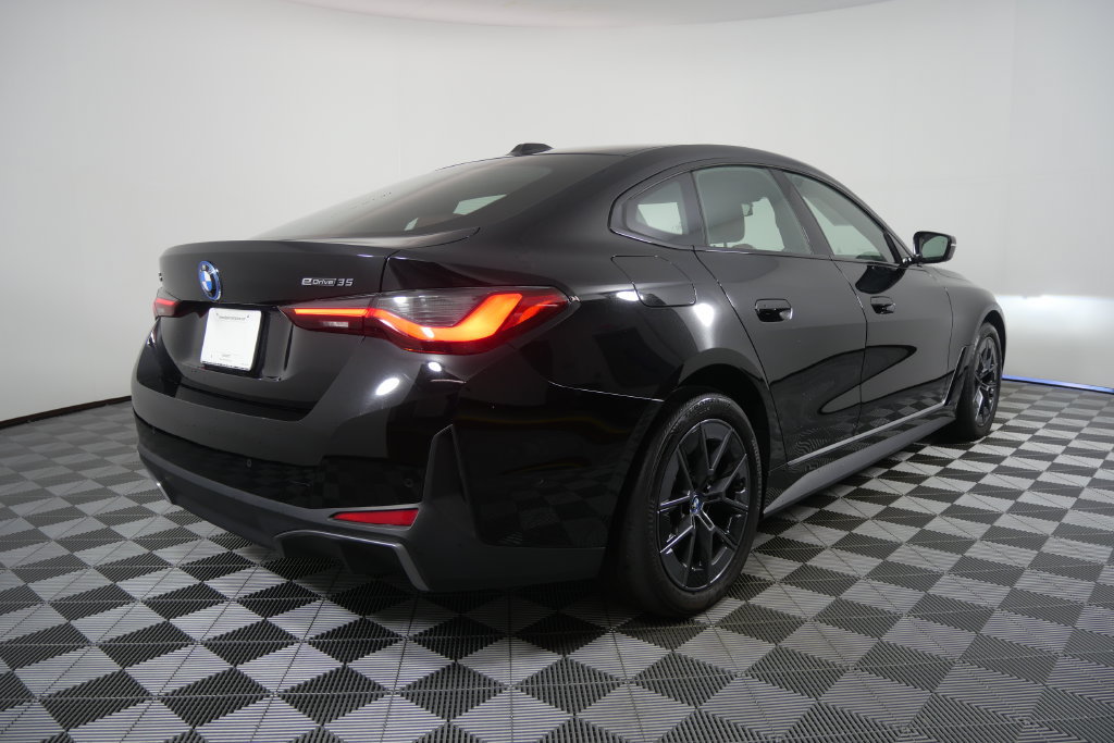 Certified 2023 BMW i4 eDrive35 RWD image 4