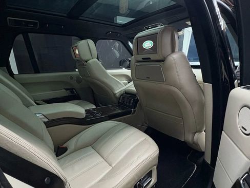 Used 2014 Land Rover Range Rover Autobiography image 12