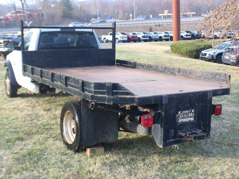 Used 2014 RAM 5500 Tradesman w/ Chrome Appearance Group AWD/4WD image 5