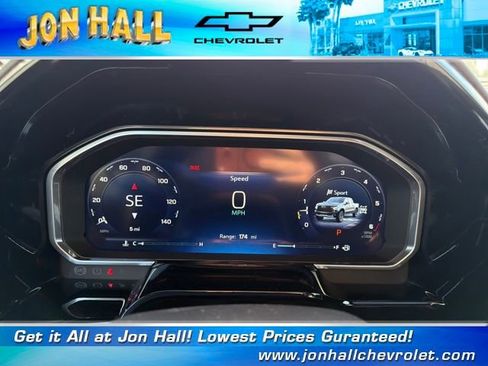 New 2026 Chevrolet Silverado 1500 ZR2 image 29