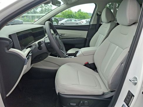 Certified 2025 Hyundai Tucson SEL image 13