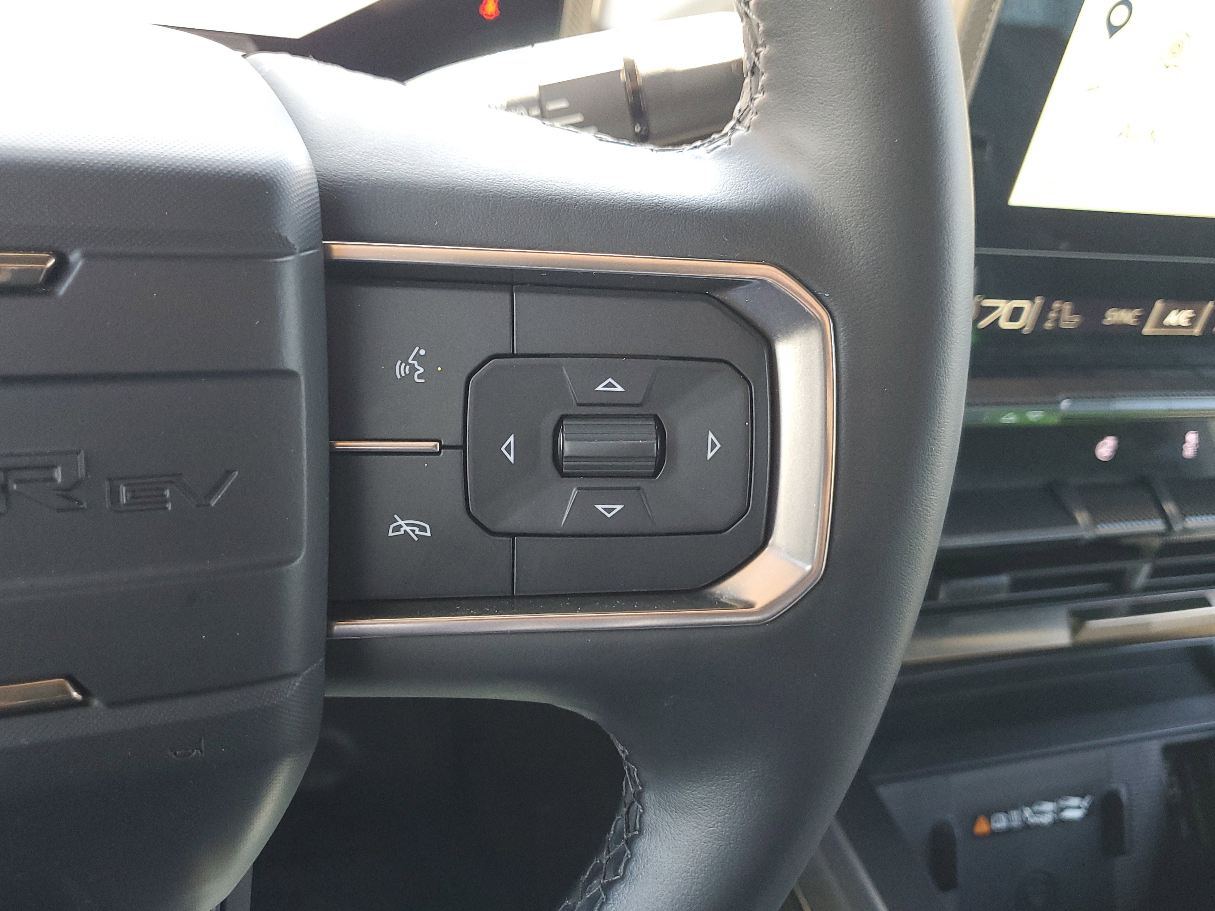 Used 2025 GMC Hummer EV 2X AWD/4WD image 27