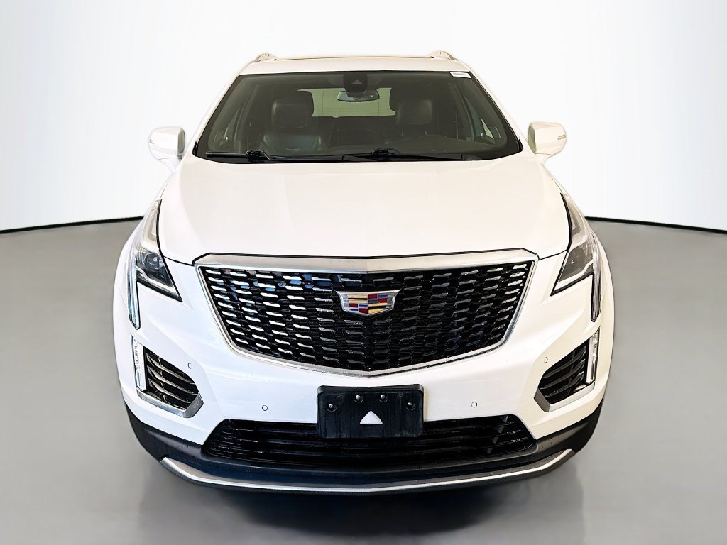 Used 2023 Cadillac XT5 Premium Luxury AWD/4WD image 2