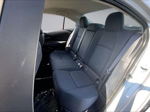 Used 2023 Toyota Corolla LE image 21