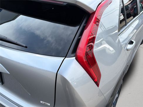 Used 2023 Kia Niro EX Touring image 14