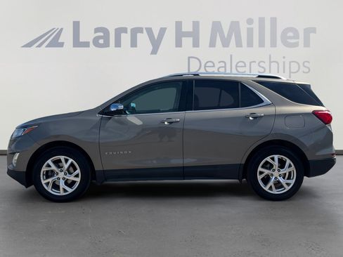 Used 2019 Chevrolet Equinox Premier image 2