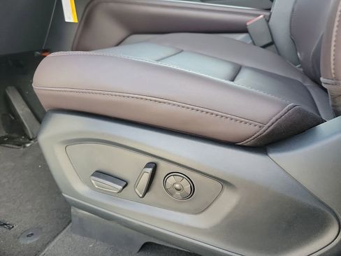 New 2026 Ford Explorer Platinum RWD image 12