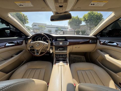 Used 2014 Mercedes-Benz CLS 550 image 27