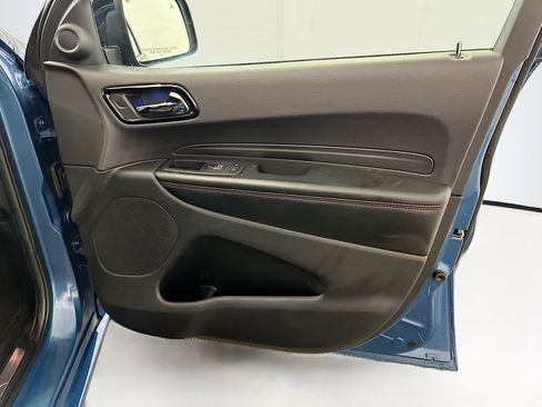 Used 2025 Dodge Durango GT image 36
