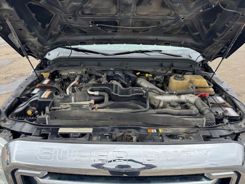 Used 2011 Ford F450 Lariat w/ Chrome Pkg image 22