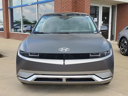 New 2024 Hyundai Ioniq 5 Limited image 9